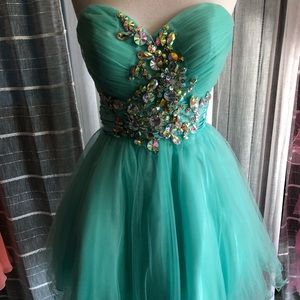 Short Homecoming dress by STARBOX size Large